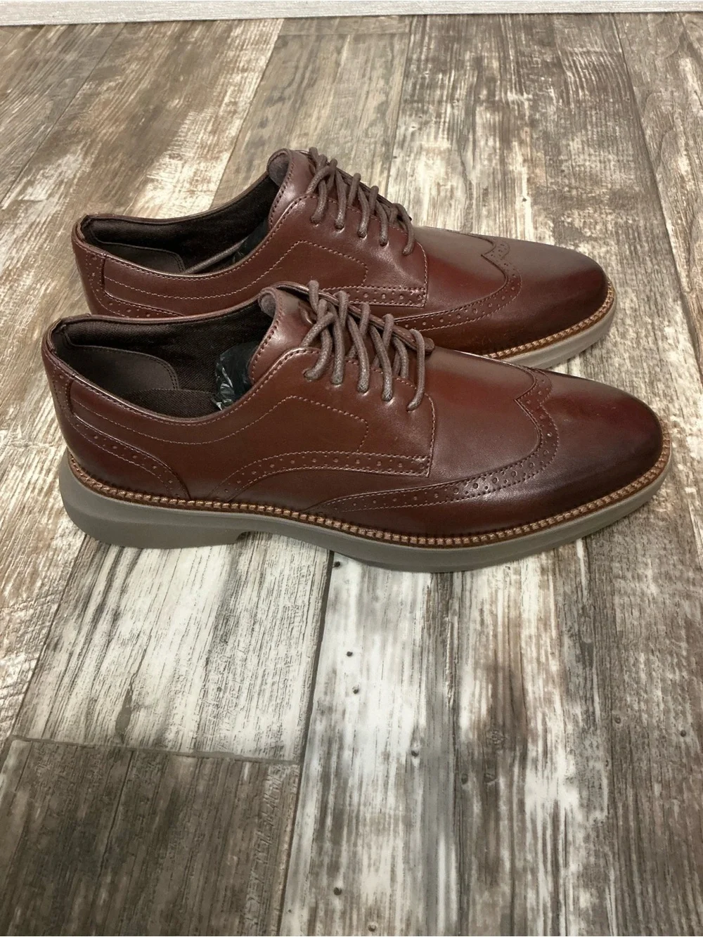 Cole Haan Men's Dark Brown Wingtip Oxfords Size 8.5